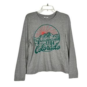 Messy Bun Just Chillin’ Colorado Graphic Long Sleeve Tee